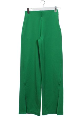 Pantaloni de femei Reserved, Mărime S, Culoare Verde, Preț 73,00 Lei, #137447593