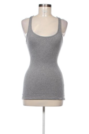 Tricou de damă Hollister, Mărime S, Culoare Gri, Preț 30,00 Lei, #137457020