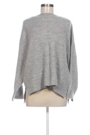 Damski sweter Stradivarius, Rozmiar M, Kolor Szary, Cena 25,40 zł, #137431238
