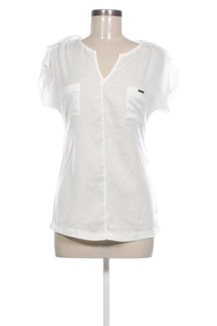 Дамски топ Guess, Размер M, Цвят Бял, Цена 23,00 €, #137420753