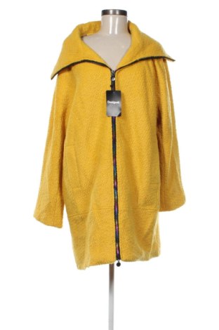 Дамско палто Desigual, Размер XL, Цвят Жълт, Цена 178,95 €, #137440396