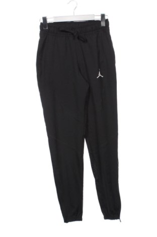 Pantaloni trening de femei Air Jordan Nike, Mărime XS, Culoare Negru, Preț 157,47 Lei, #137370129