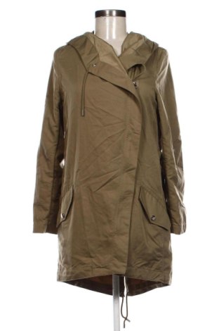 Дамско яке Bershka, Размер S, Цвят Зелен, Цена 12,20 €, #137440387