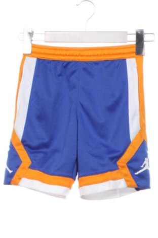 Detské krátke nohavice  Air Jordan Nike, Veľkosť 4-5y/ 110-116 cm, Farba Viacfarebná, Cena  33,00 €, #137437461