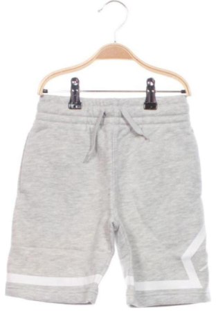 Detské krátke nohavice  Air Jordan Nike, Veľkosť 4-5y/ 110-116 cm, Farba Viacfarebná, Cena  33,00 €, #137437739