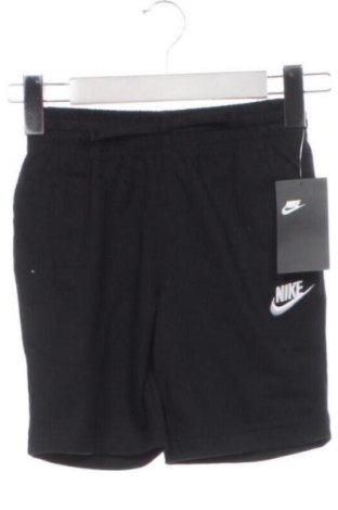 Pantaloni scurți pentru copii Nike, Mărime 4-5y/ 110-116 cm, Culoare Negru, Preț 120,73 Lei, #137438100