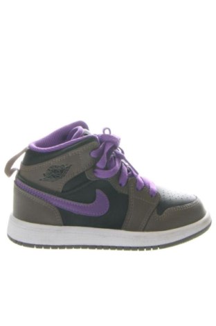 Gyerekcipők Air Jordan Nike, Méret 28, Szín Sokszínű, Ár 12 057 Ft, #137439483