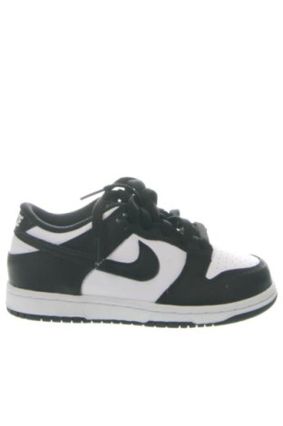 Детски обувки Nike, Размер 31, Цвят Многоцветен, Цена 48,06 €, #137447435