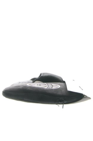 Pantoffeln Juventus, Größe 33, Farbe Schwarz, Preis 21,51 €, #137398396