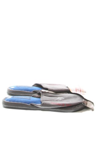 Pantoffeln Unbranded, Größe 39, Farbe Grau, Preis 17,99 €, #137400498