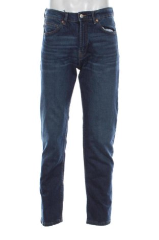 Męskie jeansy Pull&Bear, Rozmiar M, Kolor Niebieski, Cena 67,74 zł, #137426828