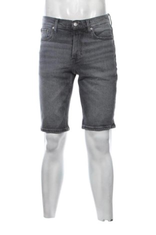 Мъжки къс панталон Calvin Klein Jeans, Размер M, Цвят Сив, Цена 33,00 €, #137404804