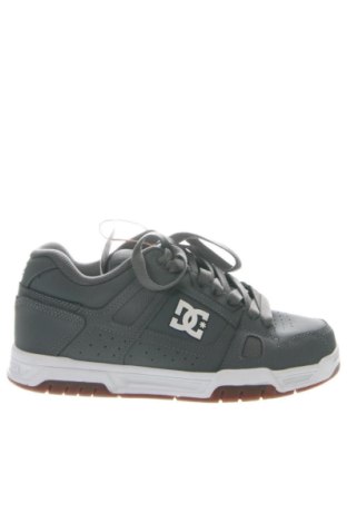 Férfi cipők
 DC Shoes, Méret 42, Szín Fekete, Ár 30 851 Ft, #137331415