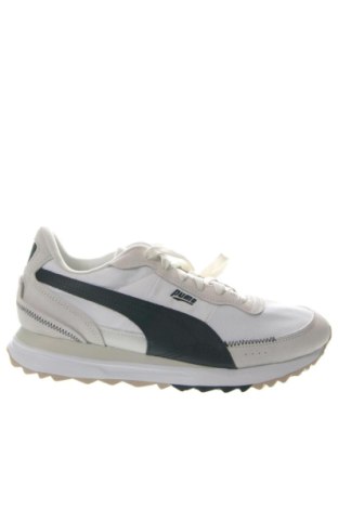 Férfi cipők
 PUMA, Méret 43, Szín Sokszínű, Ár 40 249 Ft, #137368340