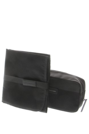 Несесер Kapten & Son, Цвят Черен, Цена 33,74 €, #137411454