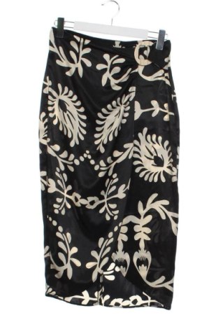 Пола Zara, Размер XS, Цвят Многоцветен, Цена 37,34 €, #137399006