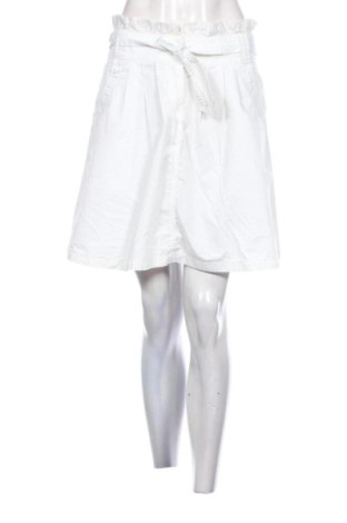Φούστα Armani Jeans, Μέγεθος L, Χρώμα Λευκό, Τιμή 42,00 €, #137411273
