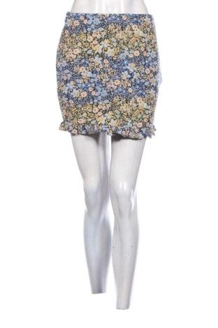 Пола Bershka, Размер S, Цвят Многоцветен, Цена 10,67 €, #137411824