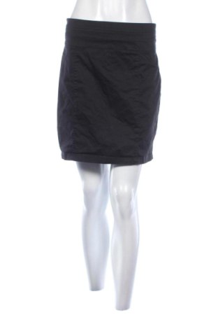 Пола H&M, Размер M, Цвят Черен, Цена 6,00 €, #137426061