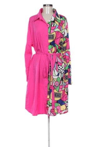 Kleid SHEIN, Größe 4XL, Farbe Mehrfarbig, Preis 23,00 €, #137413225