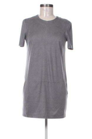 Рокля Mohito, Размер S, Цвят Сив, Цена 20,78 €, #137426434