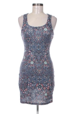 Sukienka Bershka, Rozmiar M, Kolor Kolorowy, Cena 50,80 zł, #137430054