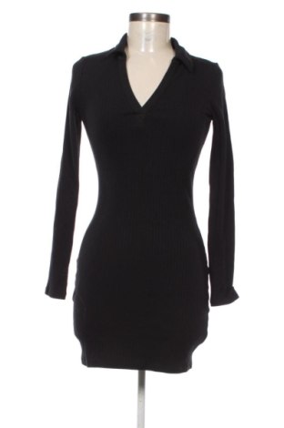 Рокля H&M, Размер S, Цвят Черен, Цена 14,00 €, #137433876
