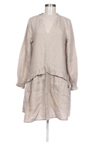 Рокля Esprit, Размер M, Цвят Бежов, Цена 15,00 €, #137441544