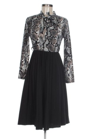 Φόρεμα NEW COLLECTION, Μέγεθος M, Χρώμα Πολύχρωμο, Τιμή 17,00 €, #137446963