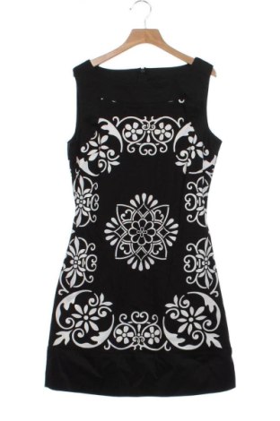 Sukienka Rinascimento, Rozmiar XS, Kolor Kolorowy, Cena 129,04 zł, #137382370