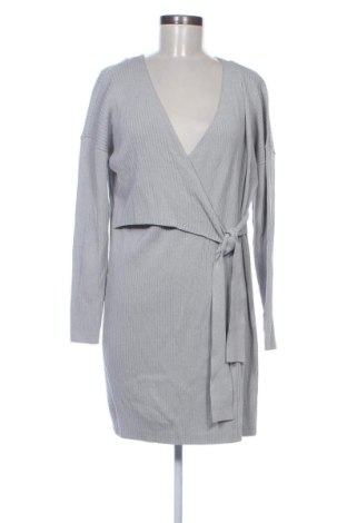 Rochie Guess, Mărime L, Culoare Gri, Preț 365,00 Lei, #137420599