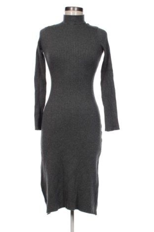 Rochie Zign, Mărime M, Culoare Gri, Preț 68,24 Lei, #137424788