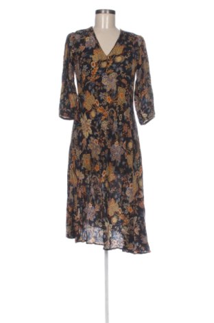 Rochie Medicine, Mărime M, Culoare Multicolor, Preț 96,71 Lei, #137434320