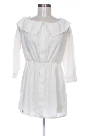Рокля ChicMe, Размер L, Цвят Бял, Цена 24,18 €, #137440001