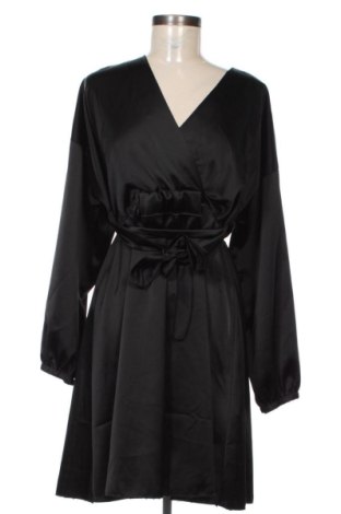 Rochie NEW COLLECTION, Mărime M, Culoare Negru, Preț 152,22 Lei, #137451315