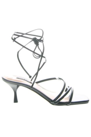 Sandały Nine West, Rozmiar 37, Kolor Czarny, Cena 396,99 zł, #137367384