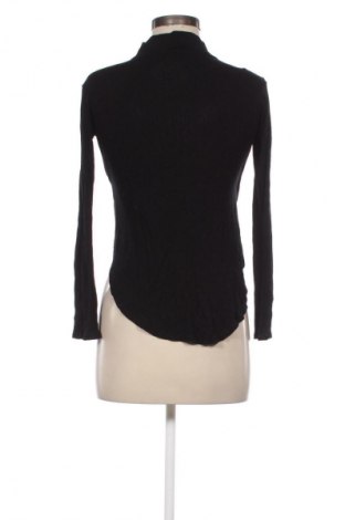 Női blúz Bershka, Méret XS, Szín Fekete, Ár 6 220 Ft