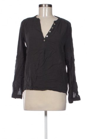 Női blúz ONLY, Méret XS, Szín Fekete, Ár 1 129 Ft