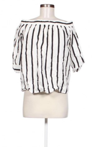 Γυναικεία μπλούζα Selected Femme, Μέγεθος XS, Χρώμα Πολύχρωμο, Τιμή 1,99 €