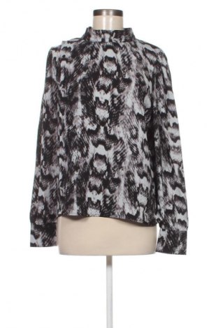 Damen Shirt Vero Moda, Größe M, Farbe Mehrfarbig, Preis 2,99 €