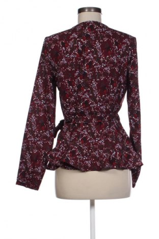 Damen Shirt Vero Moda, Größe M, Farbe Mehrfarbig, Preis 2,99 €