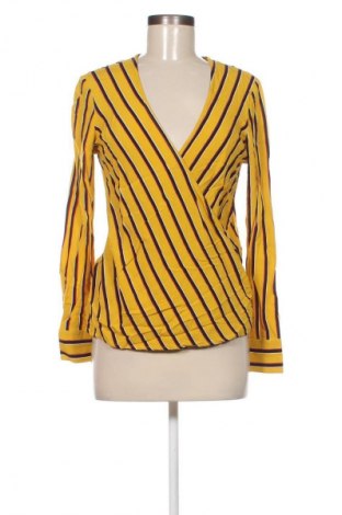 Damen Shirt Y.A.S, Größe S, Farbe Mehrfarbig, Preis 3,99 €