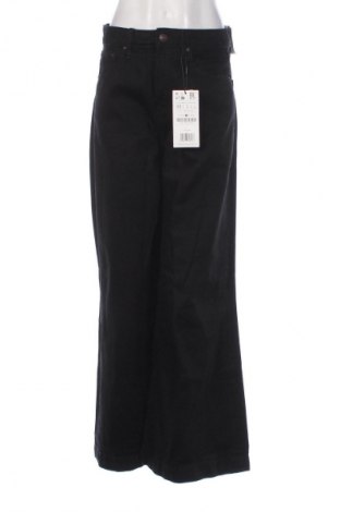 Blugi de femei Stradivarius, Mărime M, Culoare Negru, Preț 128,99 Lei, #132902917