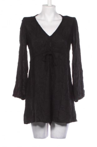 Női rövid overál Bershka, Méret M, Szín Fekete, Ár 889 Ft