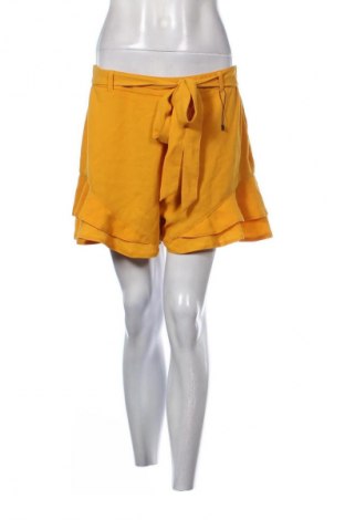 Дамски къс панталон Amisu, Размер L, Цвят Жълт, Цена 2,04 €