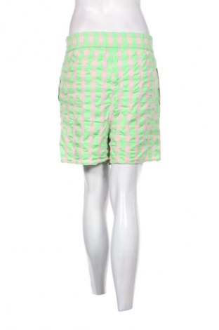 Damen Shorts Collusion, Größe S, Farbe Mehrfarbig, Preis € 18,77