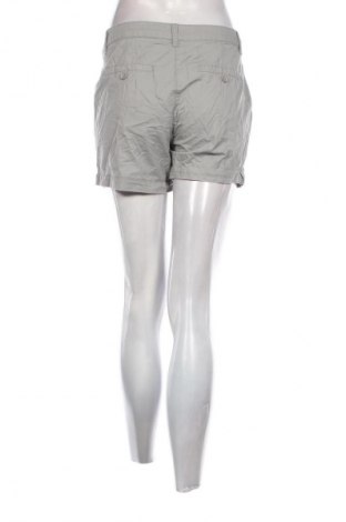 Дамски къс панталон Colours Of The World, Размер M, Цвят Сив, Цена 2,04 €