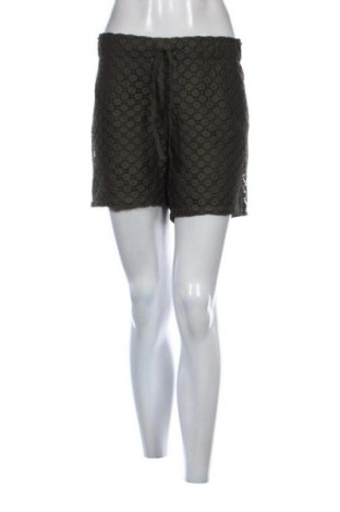 Női rövidnadrág Janina, Méret L, Szín Zöld, Ár 1 949 Ft