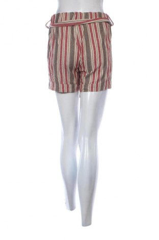 Дамски къс панталон Unbranded, Размер S, Цвят Многоцветен, Цена 4,86 €
