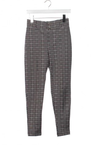 Damenhose Bershka, Größe XS, Farbe Mehrfarbig, Preis 2,99 €
